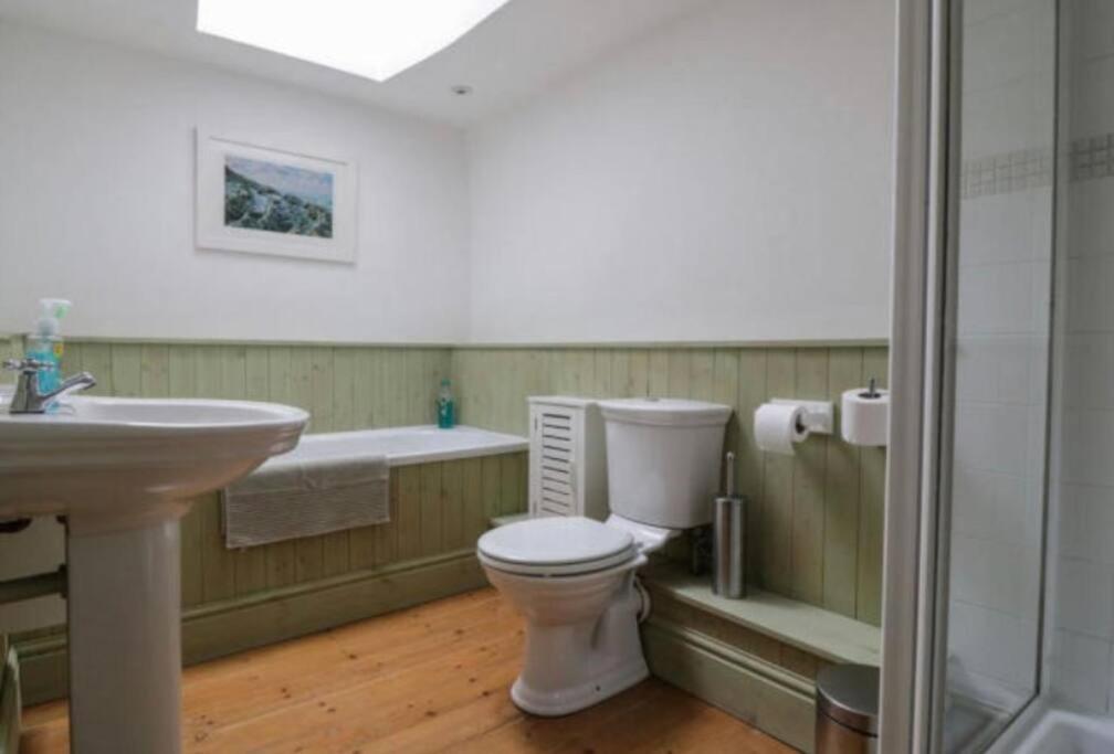 Church Gate Cottage - Bridestowe 外观 照片