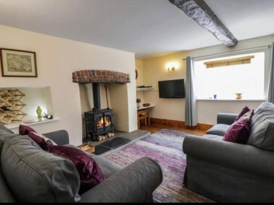 Church Gate Cottage - Bridestowe 外观 照片
