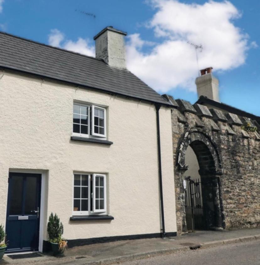 Church Gate Cottage - Bridestowe 外观 照片